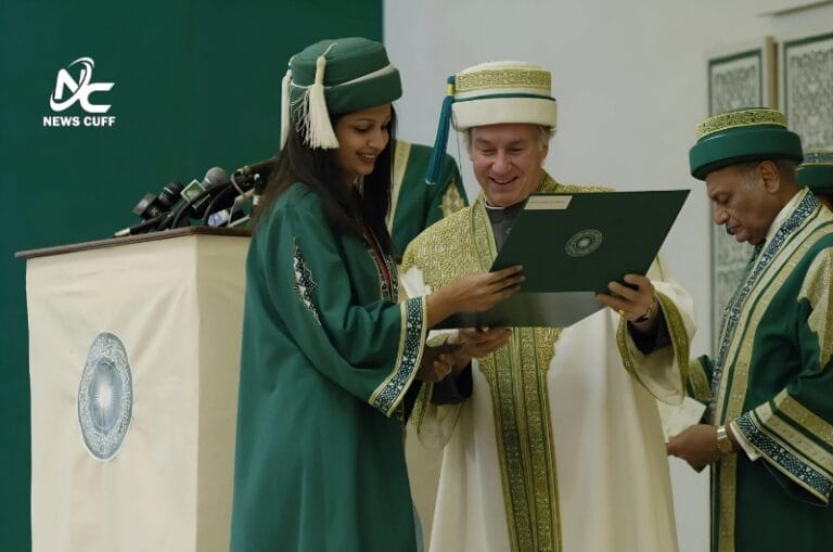 آرمی میڈیکل کالج راولپنڈی میں 42 ویں انڈرگریجویٹ کانووکیشن کی تقریب 24 دسمبر 2024 کو منعقد ہوئی، جس میں کالج کی کامیابیاں اجاگر کی گئیں اور گریجویٹس کو انسانیت کی خدمت کی اہمیت پر روشنی ڈالی گئی۔