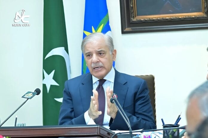 وزیراعظم شہباز شریف نے افغانستان کے ساتھ بہتر تعلقات کی خواہش ظاہر کی لیکن کالعدم ٹی ٹی پی کی افغانستان سے جاری سرگرمیوں کو ناقابل قبول قرار دیا۔