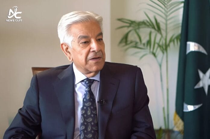 وزیر دفاع خواجہ آصف نے کہا ہے کہ ہمارے سیاسی افراد نے امریکا سے اپنی خواہشات وابستہ کر رکھی ہیں، امریکا کے مفادات ہمیشہ پاکستان کے مفادات سے مختلف ہوتے ہیں