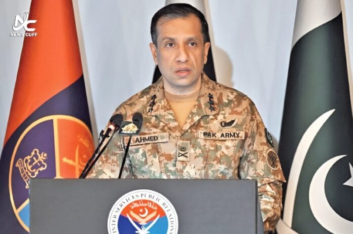 ترجمان افواج پاکستان نے بھارتی آرمی چیف کے بے بنیاد بیان کو مسترد کرتے ہوئے اسے خطے کے امن کے لیے خطرہ قرار دیا اور عالمی برادری سے نوٹس لینے کی اپیل کی۔