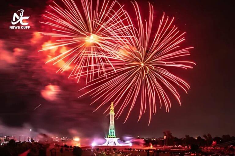 پاکستان میں نیا سال 2025 کا جشن: آتشبازی، میوزیکل شو اور رنگین محافل نے شہروں کو روشنیوں سے سجا دیا
