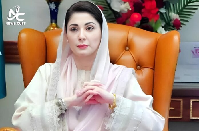 جب بھی مسلم لیگ (ن) کی حکومت آتی ہے، کسان خوشحال ہوتا ہے: مریم نواز نے پنجاب میں 8 ہزار زرعی ٹیوب ویلز کو سولر انرجی پر منتقل کرنے کے لیے 9 ارب روپے کی سبسڈی دینے کا اعلان کیا ہے، جس سے کسانوں کو بجلی کے بھاری بلوں سے نجات ملے گی۔