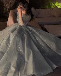 جدید اور منفرد فراک کٹ ورک ڈیزائن