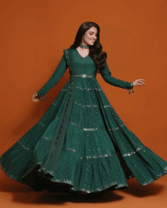 فیشن ایبل فراک برائے شادی بیاہ