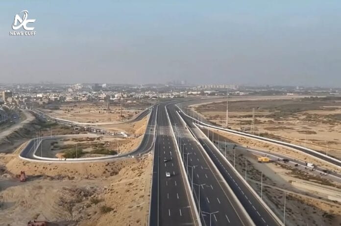 ہب پل بلوچستان اور سندھ کے درمیان ایک اہم ترقیاتی منصوبہ ہے جو تجارتی، سماجی اور ماحولیاتی فوائد فراہم کر رہا ہے۔