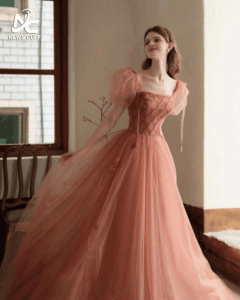 نرم اور ریشمی کپڑے کے فراک ڈیزائن