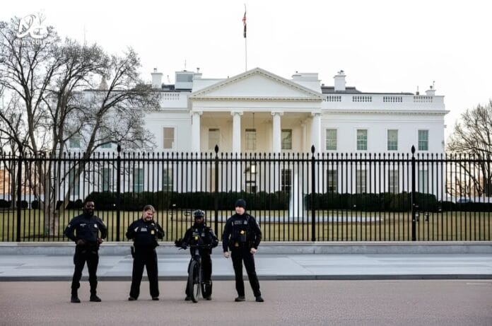 وائٹ ہاؤس کے قریب ایک مسلح شخص کو سیکرٹ سروس اہلکاروں نے فائرنگ کرکے زخمی کر دیا