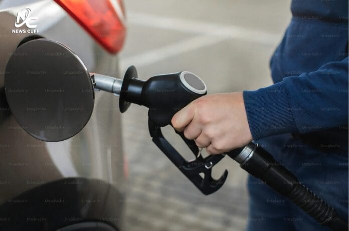 حکومت نے پیٹرول پر لیوی میں 10 روپے فی لیٹر اضافہ کردیا