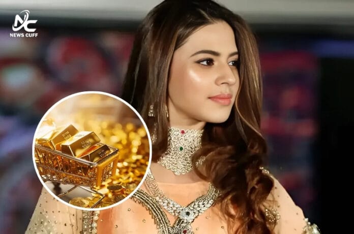 بھارتی اداکارہ رانیا راؤ بنگلورو ایئرپورٹ پر 14.8 کلو سونا اسمگل کرتے ہوئے گرفتار ہوئی، بھارتی میڈیا کے مطابق اداکارہ نے جیکٹ اور کپڑوں میں سونا چھپا رکھا تھا