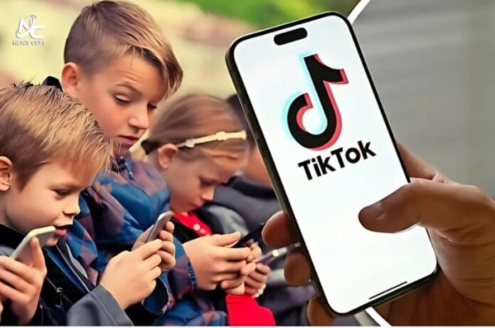 مقبول ویڈیو شیئرنگ ایپ ٹک ٹاک نے والدین کے لیے ایک نیا فیچر متعارف کروا دیا ہے، جس کے ذریعے وہ اپنے بچوں کی ایپ کے استعمال پر زیادہ کنٹرول حاصل کر سکیں گے۔