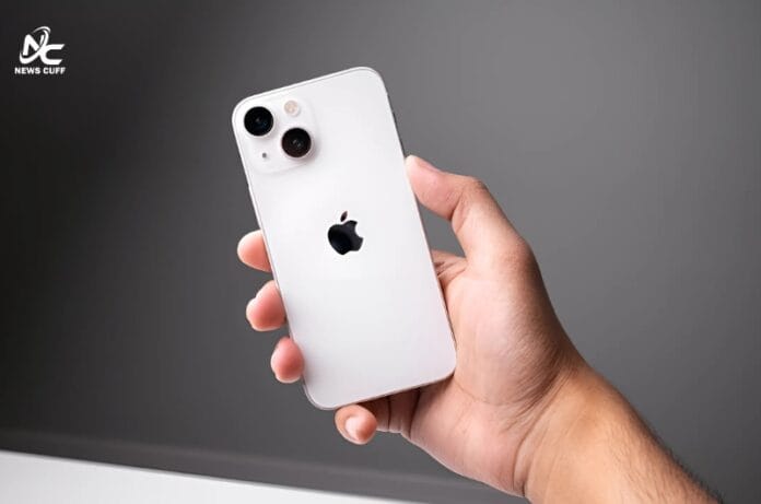 ایپل نے امریکی ٹیرف سے بچنے کیلئے بھارت سے 2 ارب ڈالر کے آئی فونز امریکا منتقل کردیے