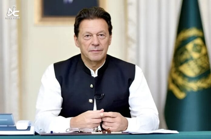 اعظم سواتی کا دعویٰ: عمران خان نے جنید اکبر کی تعیناتیاں واپس لینے کی ہدایت کی