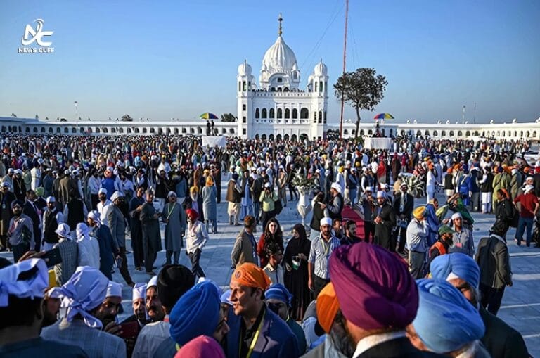 کرتارپور راہداری تاحال بند: سکھ یاتری مایوس، پاکستان کا بھارت سے مذہب کو سیاست سے الگ رکھنے کا مطالبہ