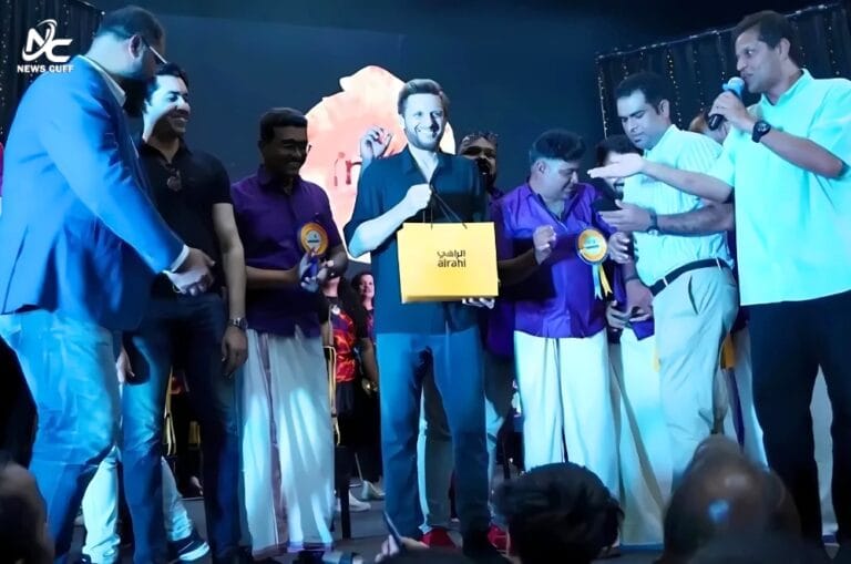 کیرالہ کمیونٹی کے ایونٹ میں شاہد آفریدی اور عمر گل مدعو، بھارتیوں کو آگ لگ گئی