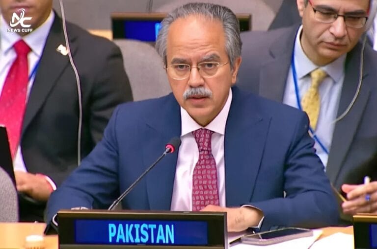 پاکستان کا مؤقف: ایران کو اپنے دفاع کا حق حاصل ہے