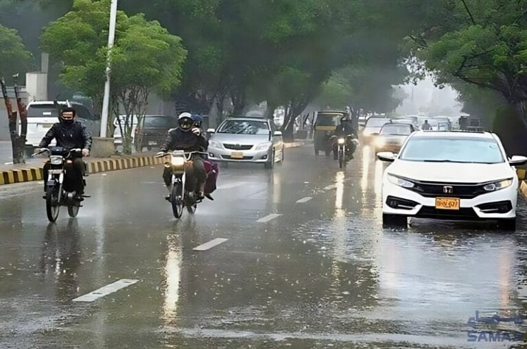 کراچی میں گرج چمک اور تیز بارش سے موسم سہانا، بجلی کی فراہمی متاثر