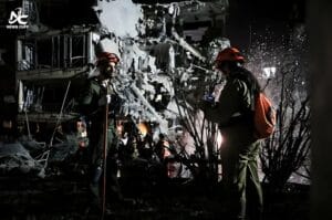 ایران کا اسرائیل پر بیلسٹک حملہ: مشرق وسطیٰ نئی جنگ کے دہانے پر  