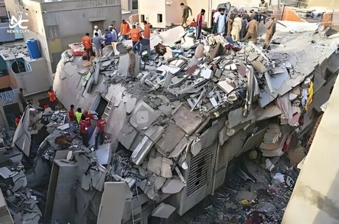 کراچی: لیاری میں 5 منزلہ عمارت زمین بوس، 4 افراد جاں بحق اور متعدد ملبے تلے دب گئے