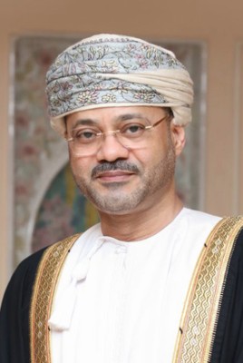 Portrait of Omani Foreign Minister Sayyid Badr bin Hamad bin Hamood Albusaidi in traditional Omani dress