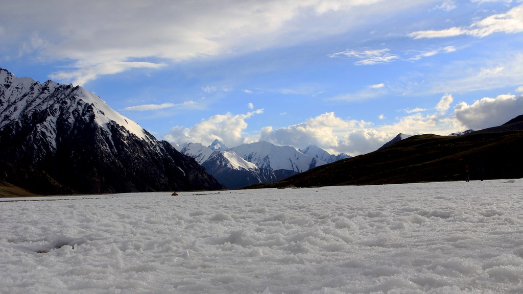 Snow-covered ground at Khunjerab Pass in Gilgit-Baltistan, where heavy snowfall disrupted traffic on the Karakoram Highway between Pakistan and China