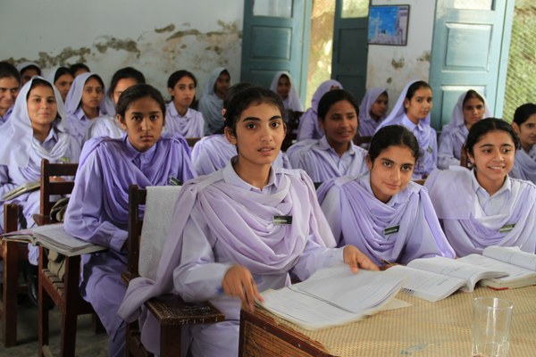Schoolgirls in Khyber Pakhtunkhwa, Pakistan, among the children covered by the new national child protection strategy
