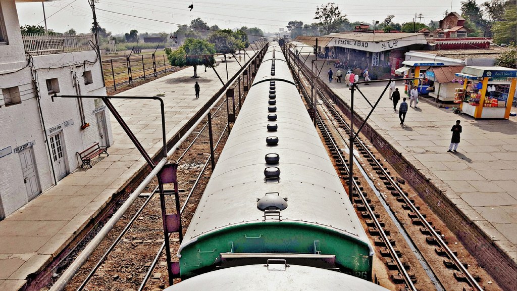 Faisalabad Railway Station platform, where the refurbished Millat Express was inaugurated by Pakistan Railways