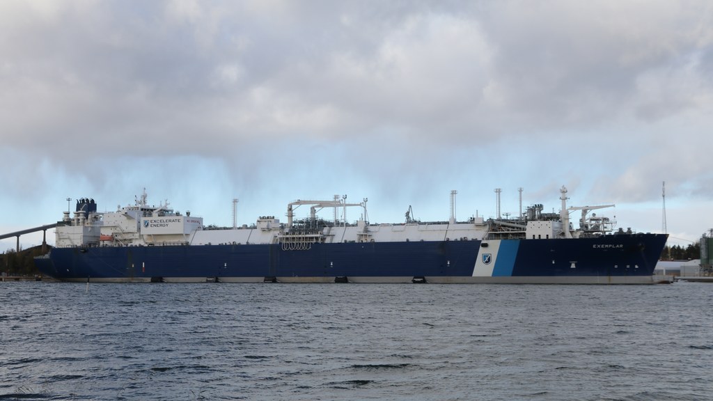 An LNG carrier at anchor, as Pakistan LNG imports fall to just two Qatari cargoes in October